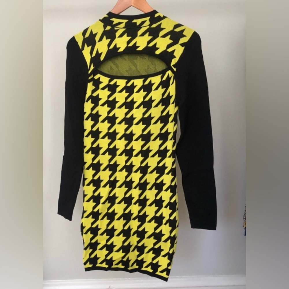 🕶️ Houndstooth Dress Gabrielle Union - Picture 3 of 9